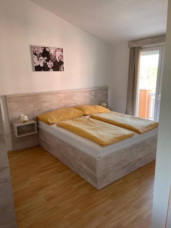 מדולין Villa Nikolina מראה חיצוני תמונה