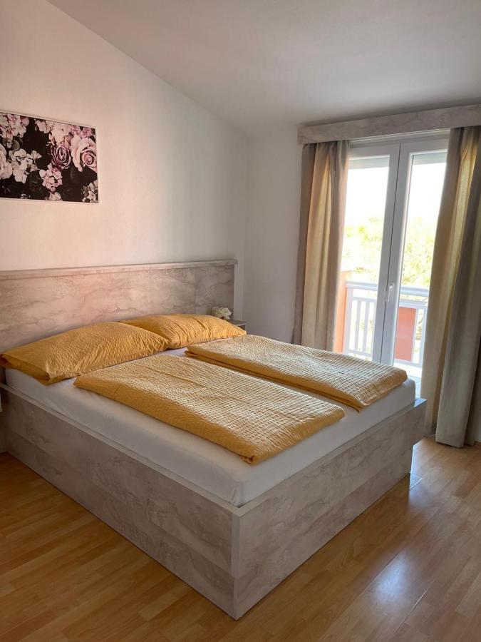 מדולין Villa Nikolina מראה חיצוני תמונה